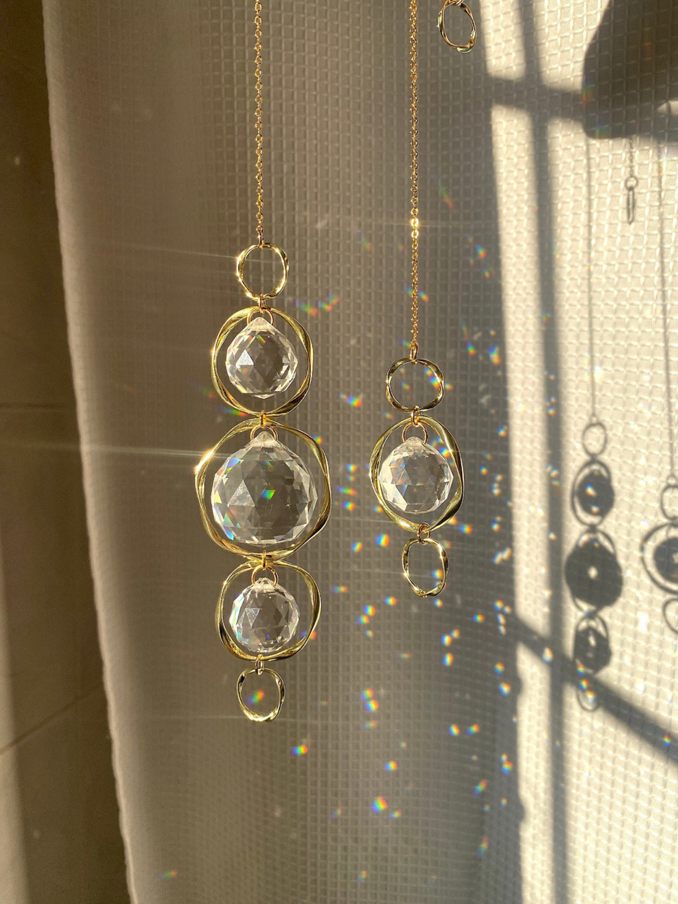 Crystal Suncatcher Hanging Dec - Lighting Jockey のレビューと価格