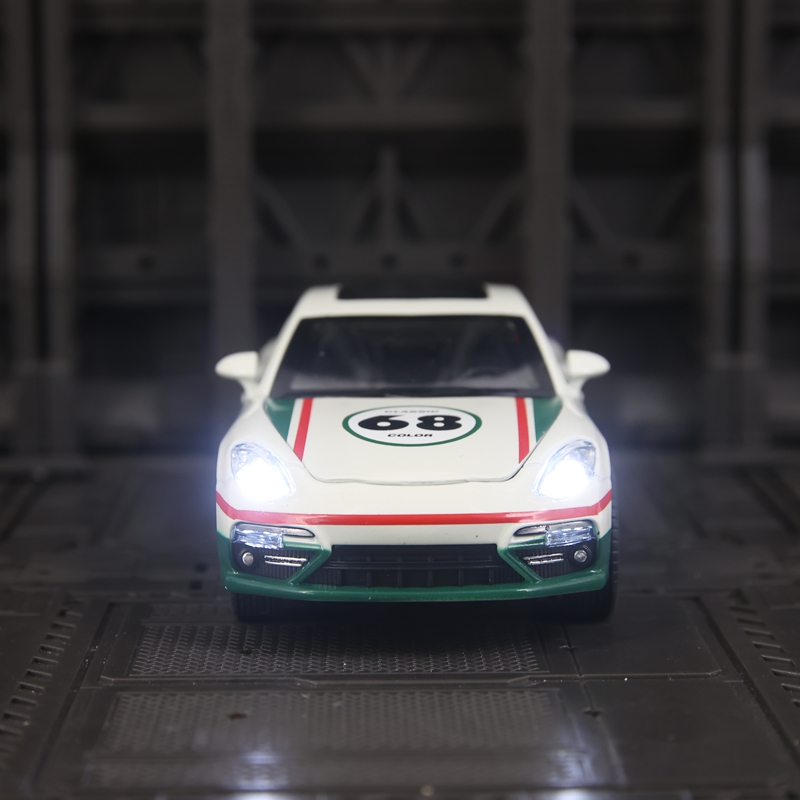 1:32 Simulation Porsche Paname - Decor Lighting Returns のレビューと価格