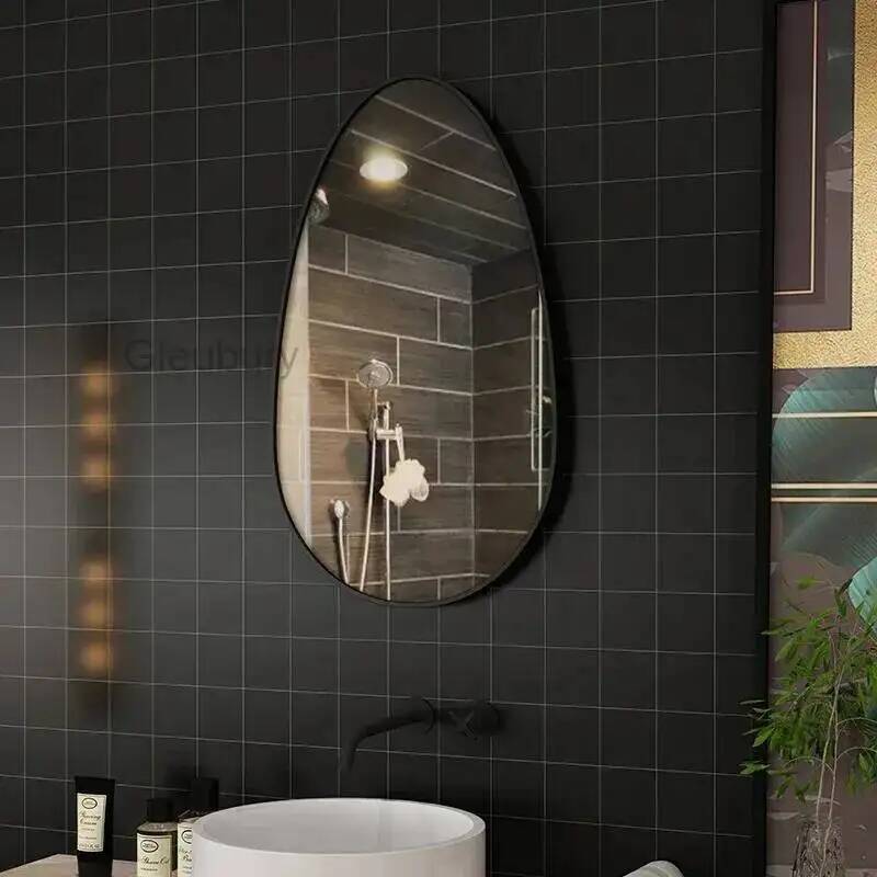 Up Irregular Hanging Wall Mirr - Decor Lighting The Parade のレビューと価格