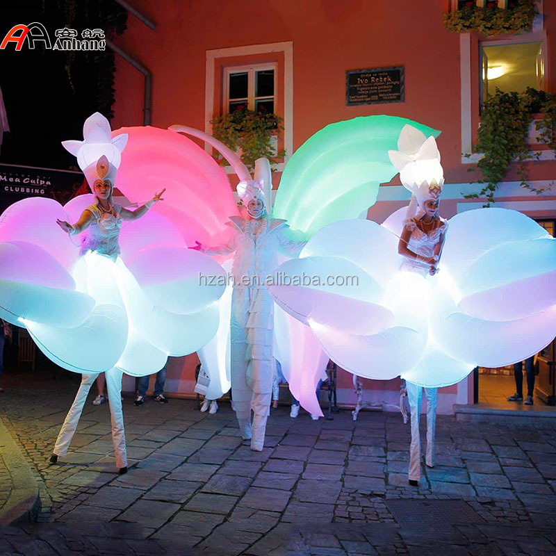 Fancy White Inflatable Flower  - Decor Lighting The Parade のレビューと価格